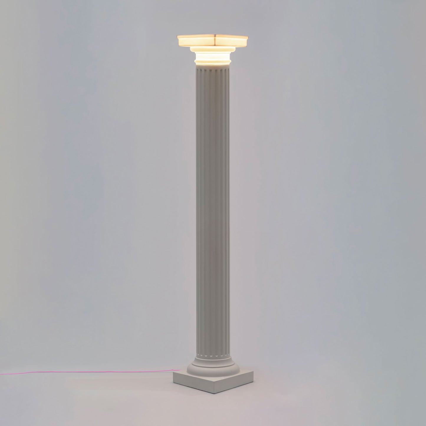 Las Vegas Tall Lamp