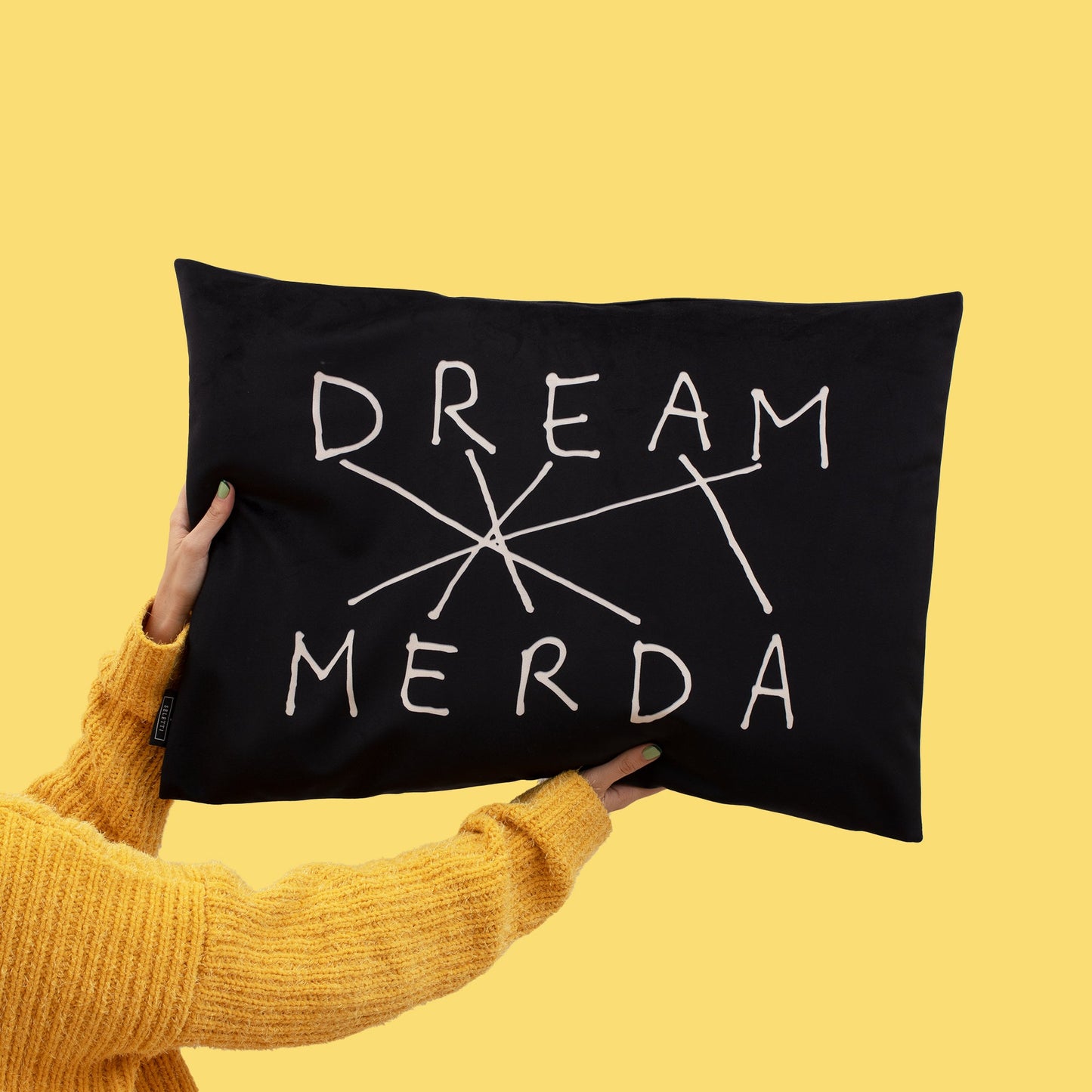 Cushion Dream-Merda Black