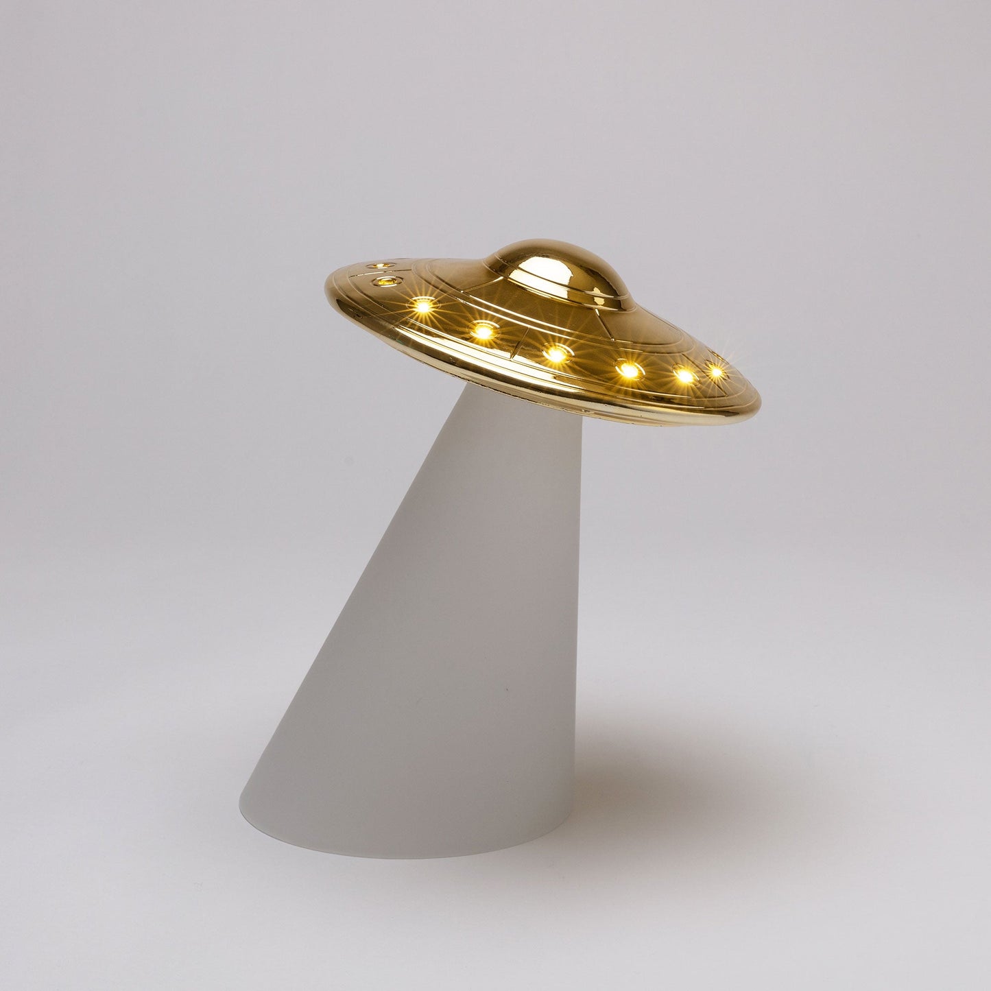 Roswell Lamp