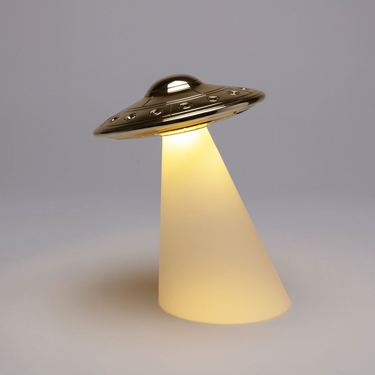 Roswell Lamp