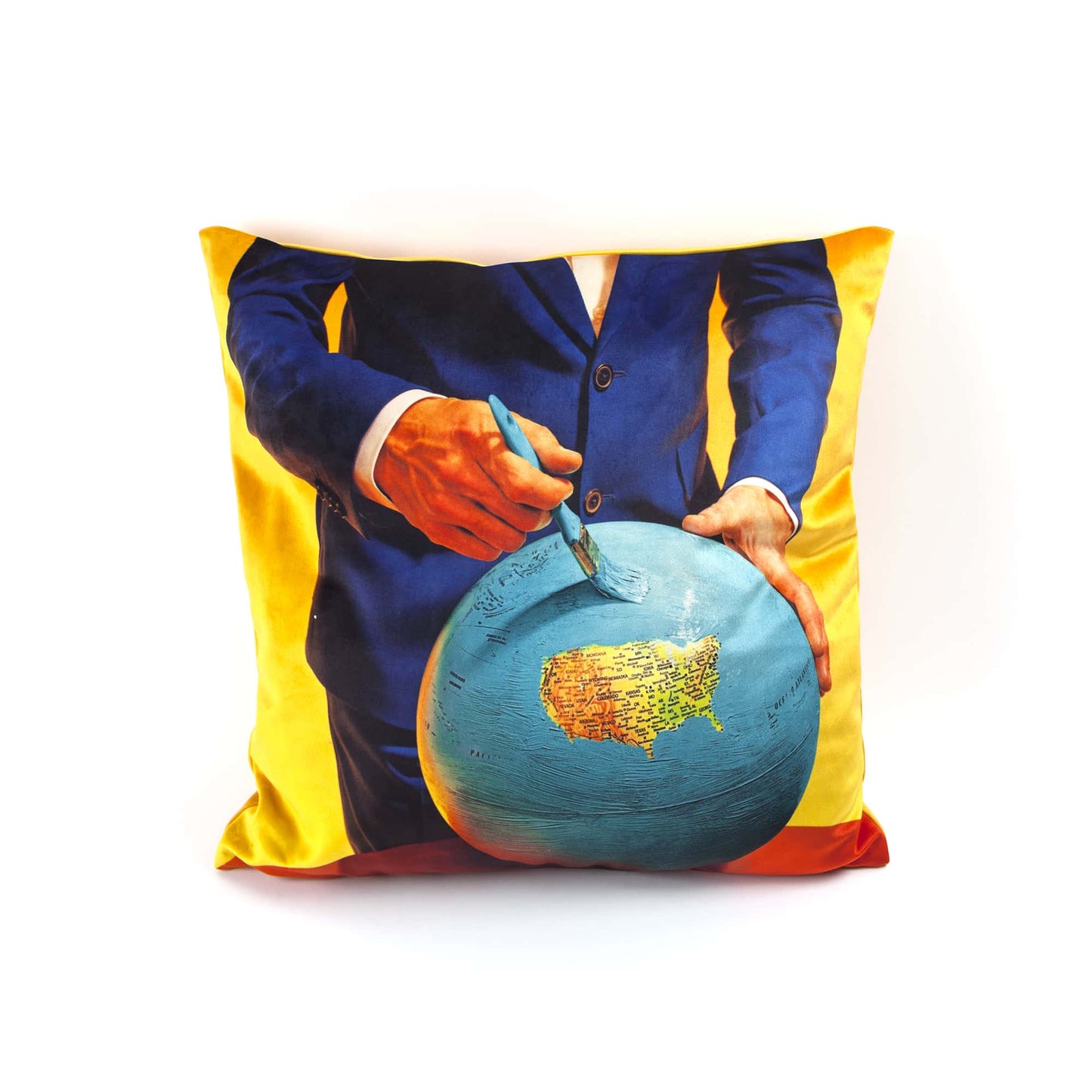 Cushion Globe